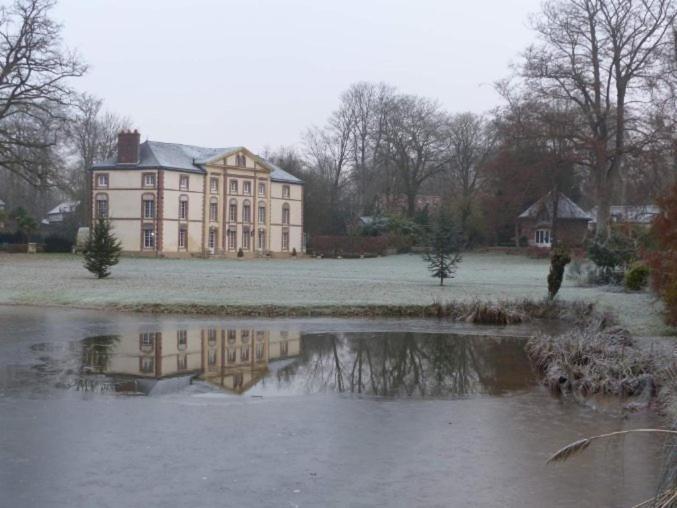 Chambre Le Notre Le Domaine Des Jardins De Bracquetuit Exterior photo